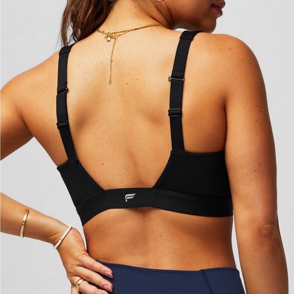 Fabletics All Day Every Day low impact bra - Picture 2 of 5